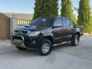 Used Toyota Hilux in Amman