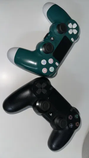 ايدين ps4 اصليات لقطة