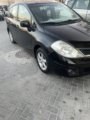 nissan tidda 2012 model 1.8 engine exelent condition