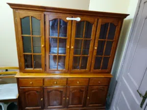 خزانة خشب ماليزي Malasian Wood Almirah Cabinet