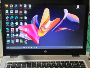 المعالج: Intel Core i7-6600U جيل سادس * الرام: 8GB * التخزين: SSD 256GB سريع * كرت الشاشة: Intel HD