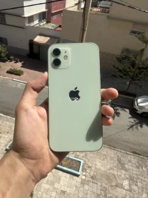 IPhone 12 Normal 82 Batterie 128 GB (officiel) jamais réparer