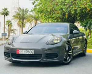 Used Porsche Panamera in Dubai