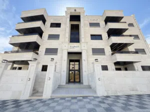 218 m2 3 Bedrooms Apartments for Sale in Amman Khalda