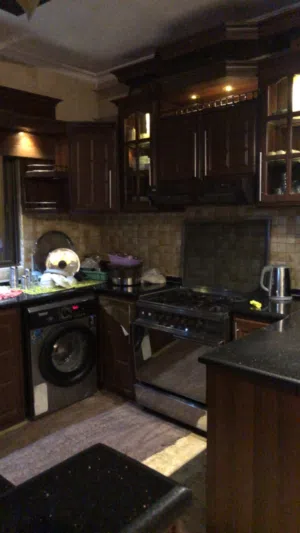 شقه للبيع طابق ثاني مميزه مفروشه