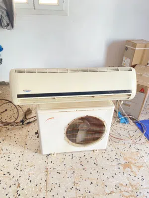 Other 0 - 1 Ton AC in Tripoli