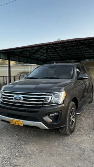 Used Ford Expedition in Al Dakhiliya