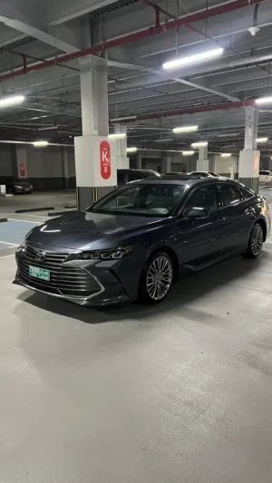 Used Toyota Avalon in Dhofar