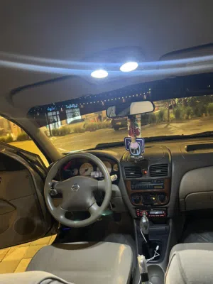 إعلان لبيع السيارات
