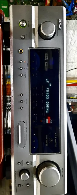 Denon AVR-1707 
7.1 channel AV receiver
XM Ready Dolby 770W home Theater system Amplifier