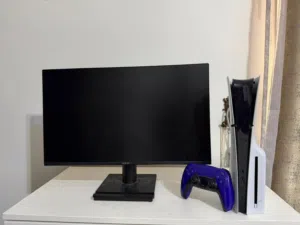PS5 مع شاشة و جهاز كالجديدة