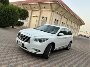 Used Infiniti QX60 in Hawally