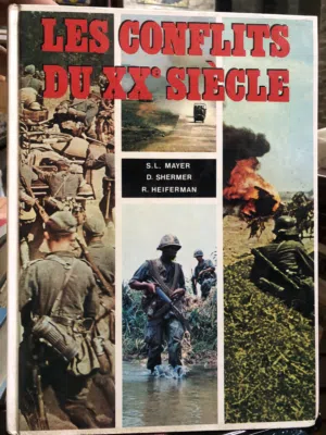 اجمل مجلد مصور عن الحرب العالمية الثانية مجلد ضخم جدا قياس اطلسي مصور ملون نادر جدا يوثق ايام الحرب