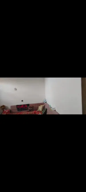 بيت للبيع في حي الايح بصف شارع الحافظ مقابل جامعة كربلاء خلف حسينية الإمام الحسن المجتبى المساحة 10