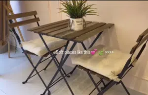 5 طاولات و عشر كراسي استخدام 4 اشهر من ايكيا