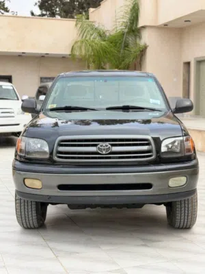 Used Toyota Tundra in Tripoli