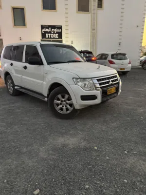 Mitsubishi pajero 2014 model