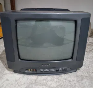 تلفزيون قاريونس 14 بوصة