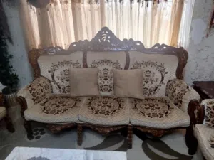 طقم كنب حفر 9 مقاعد فقط 170 دينار شامل البرادي