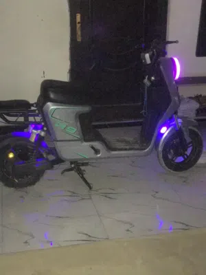 دراجه شحن للبيع