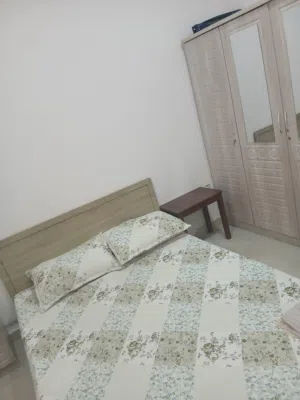 غرفه للايجار الشهرى