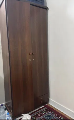 اثاث غرفة نوم لشخص واحد