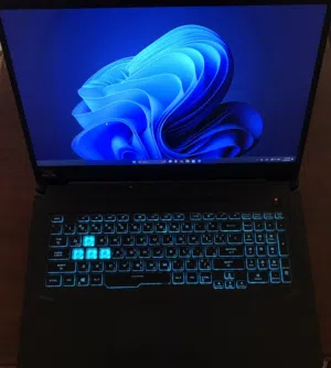 180 قابل للبيع لابتوب  asus tuf gaming A17
