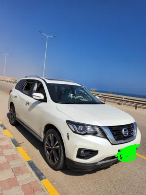 2019 Purchase GCC spec Nissan Pathfinder