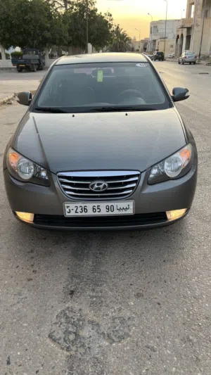 هيونداي افانتي 2010
