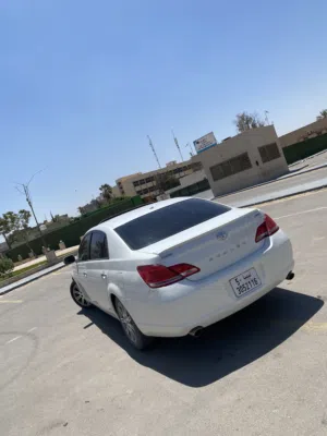 Used Toyota Avalon in Tripoli