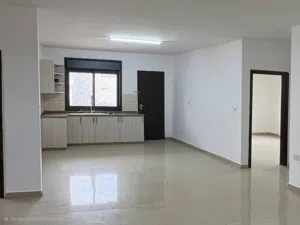 170 m2 3 Bedrooms Apartments for Rent in Ramallah and Al-Bireh Beitunia