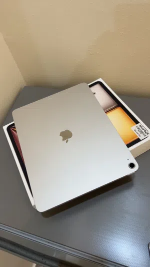 I pad air 13-inch (M3) in excellent condition