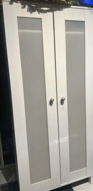 قطع اثاث للبيع