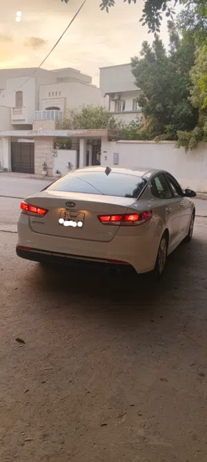 Used Kia Optima in Tripoli