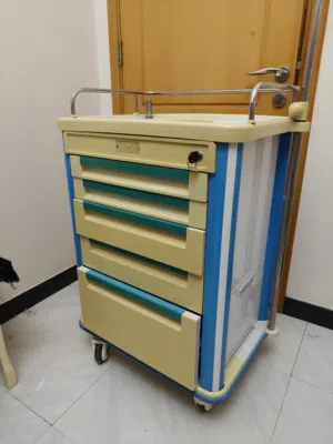 Medical crash cart