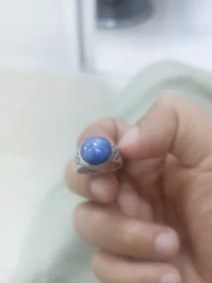 خاتم فضه صياغه ثقيله مقاس 4سم نوع الحجر ياقوت نجمي أفريقي ازرق