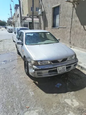 نيسان الميرا