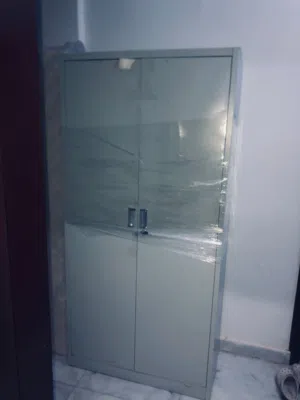 خزيينة ملابس نظيفه جدااااا