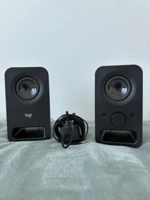 Logitech Z150 Speakers – Pristine Condition