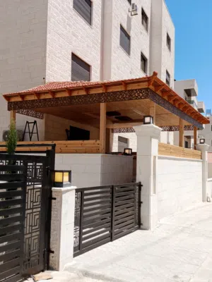 ابو علي لكافة اعمال القرميد والحداده وديكور والابرقولات وكرميد