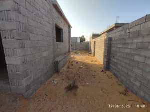 استراحة نص تشطيب في القيو