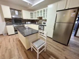 107 m2 2 Bedrooms Apartments for Sale in Amman Abdoun