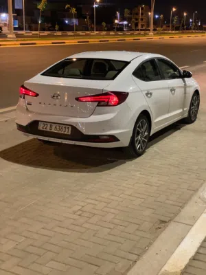 Used Hyundai Elantra in Basra