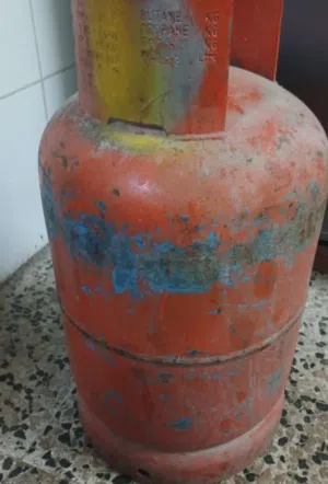 للبيع سلندر غاز صغير بسرعه