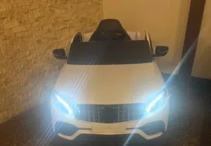 سيارة اطفال للبيع
