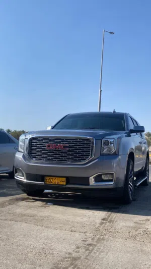 Used GMC Yukon in Al Batinah