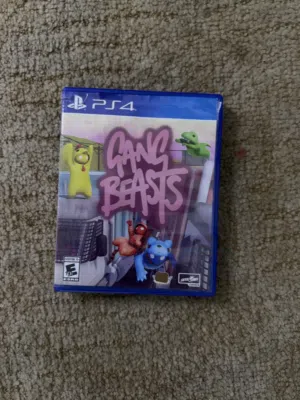 سي دي gang beasts  مستعمله ولكن بحاله ممتازه وتشتغل