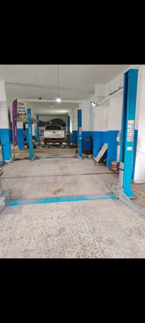 معدات ورشه متكامله للبيع شبه جديده
