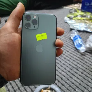 Apple iPhone 11 Pro 64 GB in Qasr Al-Akhiar