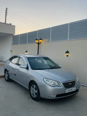 Used Hyundai Avante in Tripoli